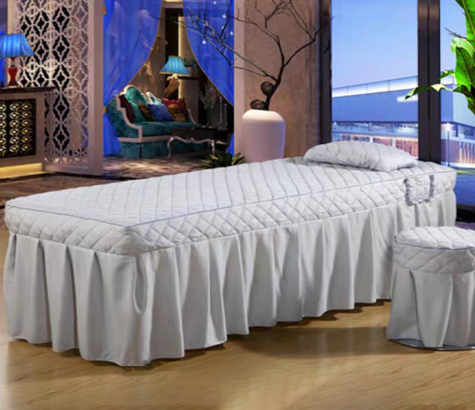 Checkered bedspread gray